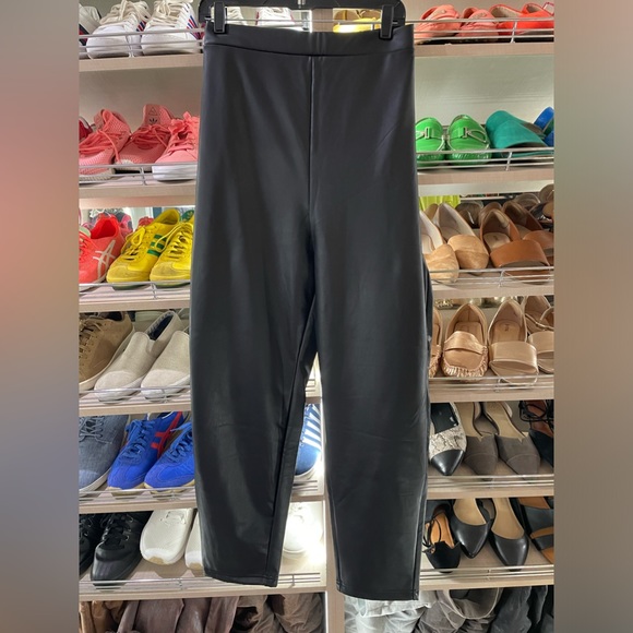 Faux Leather Leggings - Picture 2 of 4